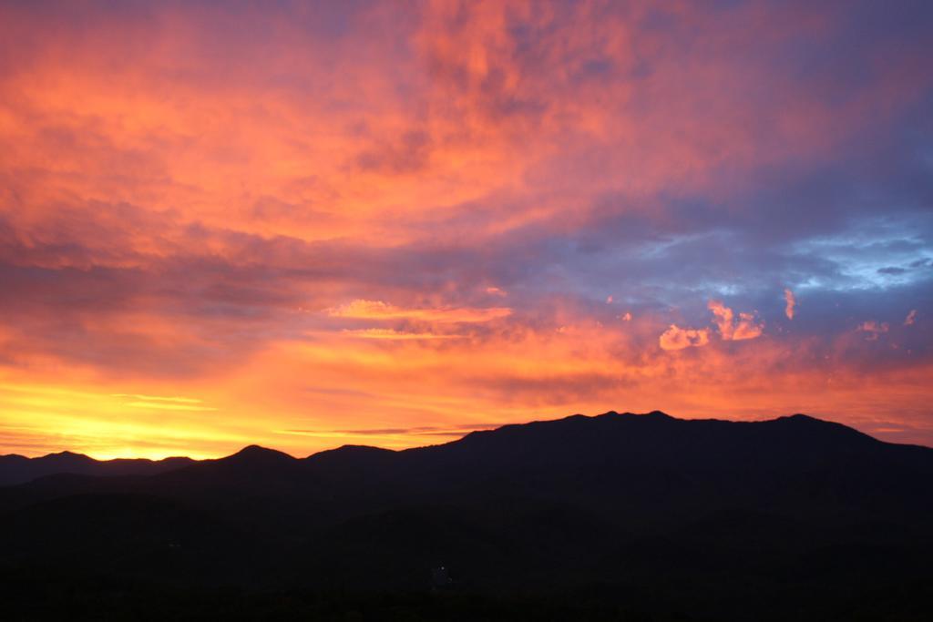 The Foxtrot Bed And Breakfast Gatlinburg Esterno foto